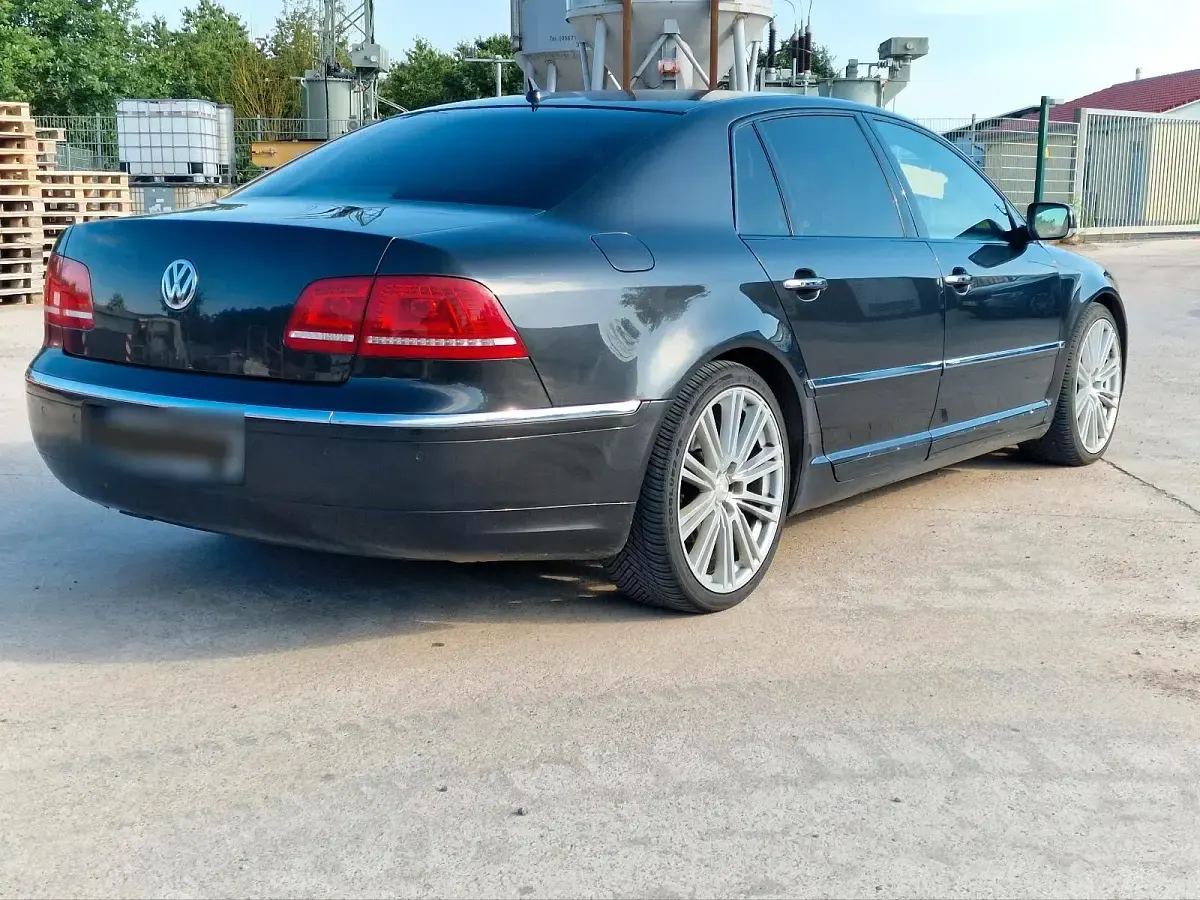 Gebraucht VW Phaeton 241 PS (177 kW) 2012 Limousine