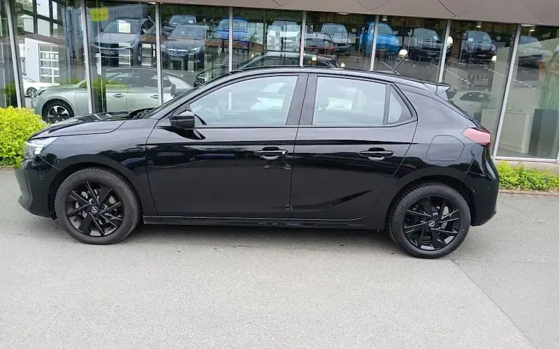 Gebraucht Opel Corsa 100 PS (73 kW) 2024 Schwarz Kleinwagen