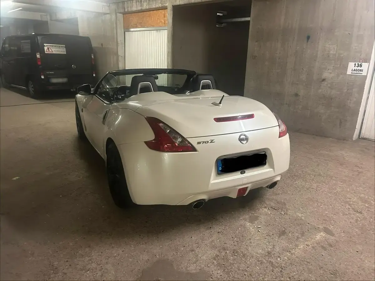 Gebraucht Nissan 370Z 328 PS (241 kW) 2016 Weiß Cabrio