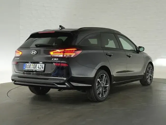 Neu Hyundai i30 Trend 150 PS (110 kW) 2026 Abyss black Kombi