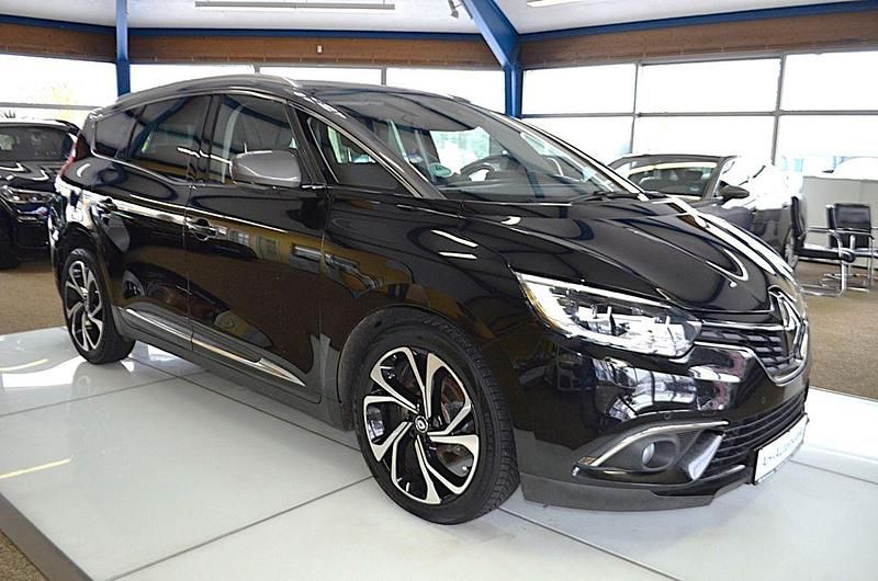 Gebraucht Renault Scénic IV Bose Edition 160 PS (117 kW) 2017 Schwarz Van / Kleinbus