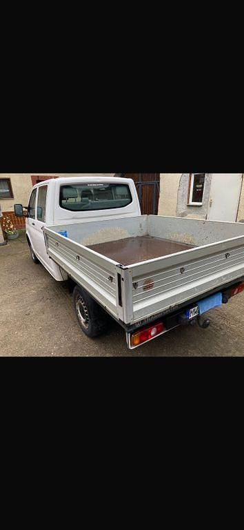 Gebraucht VW Transporter 102 PS (75 kW) 2010 Weiß Van