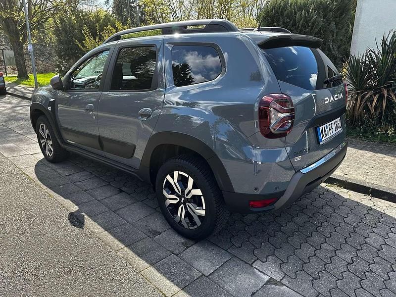 Gebraucht Dacia Duster Journey 150 PS (110 kW) 2023 Grau SUV