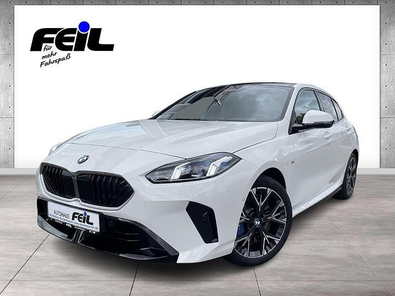 Alpinweiss iii Gebraucht 2024 BMW 120 M Sport Kleinwagen | 37.712 € (Fairer Preis) - Bild 1/4