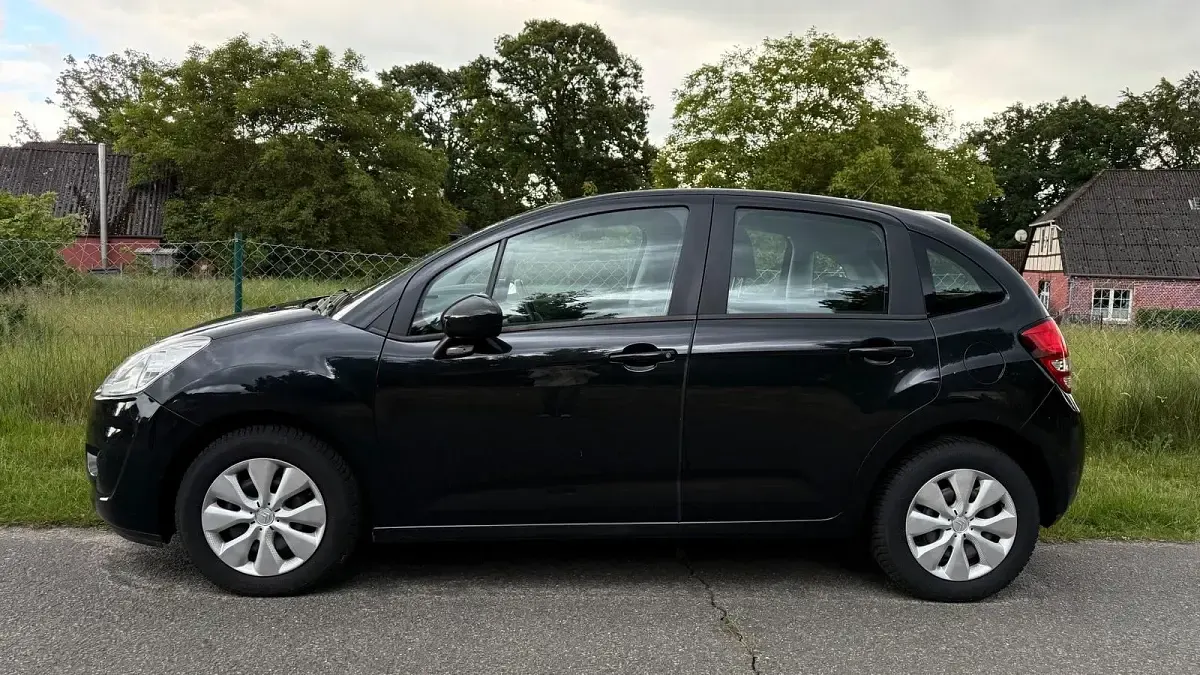 Gebraucht Citroën C3 Tendance 73 PS (53 kW) 2010 Schwarz Kleinwagen