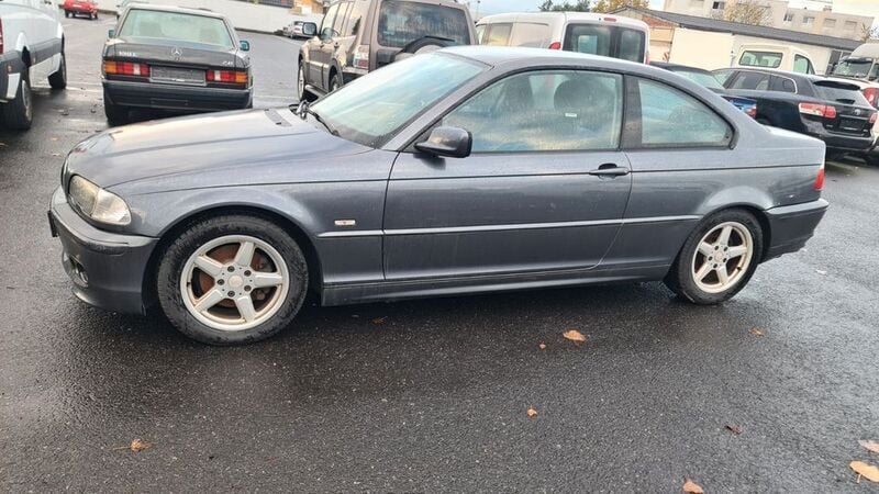 Grau Gebraucht 2000 BMW 318 Sport Line Coupé | 1.900 € (Guter Preis) - Bild 1/4