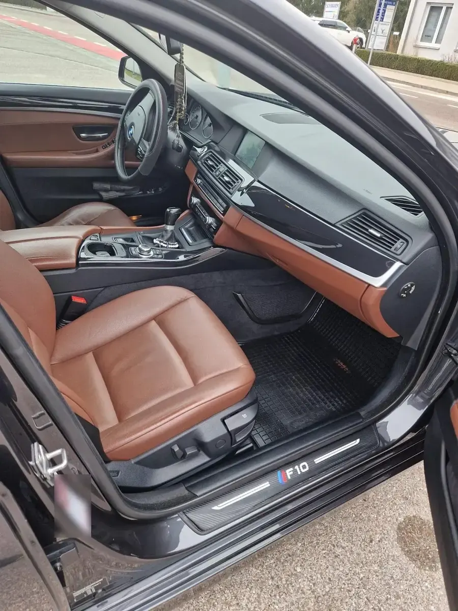 Gebraucht BMW 528 258 PS (189 kW) 2011 Grau Limousine