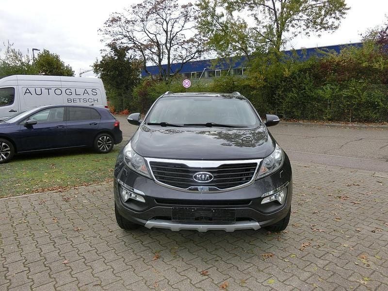 Grau Gebraucht 2012 Kia Sportage Spirit SUV | 9.599 € (Guter Preis) - Bild 1/4