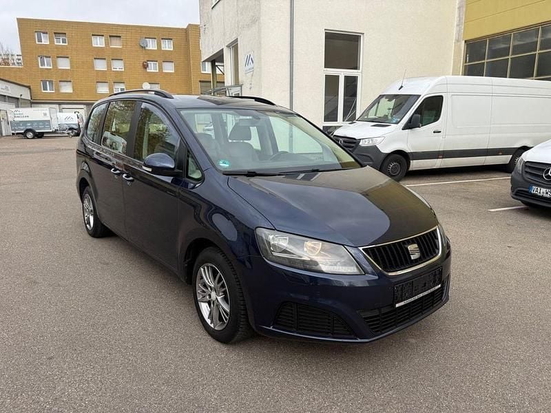 Blau Gebraucht 2011 Seat Alhambra Reference Van / Kleinbus | 8.900 € (Guter Preis) - Bild 1/4