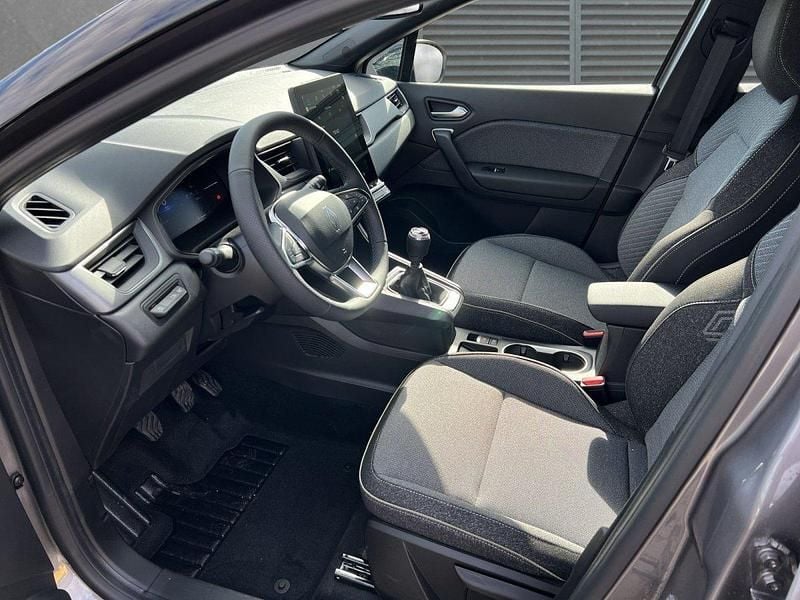 Nowe Renault Captur Techno 140 KM (102 kW) 2026 Szary SUV