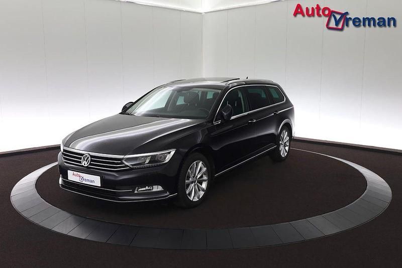 Gebraucht VW Passat Highline 190 PS (139 kW) 2015 Schwarz Kombi