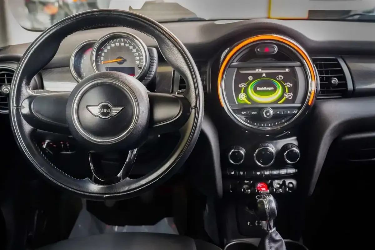 Gebraucht Mini ONE 95 PS (69 kW) 2015 Schwarz Kleinwagen