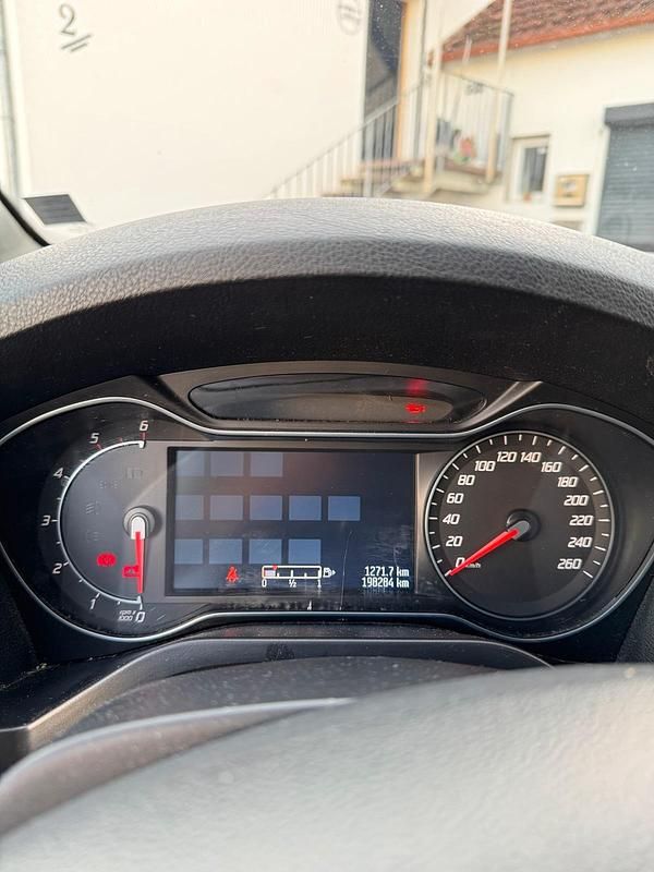 Second-hand Ford S-MAX S 200 CP (147 kW) 2014 Negru Monovolum