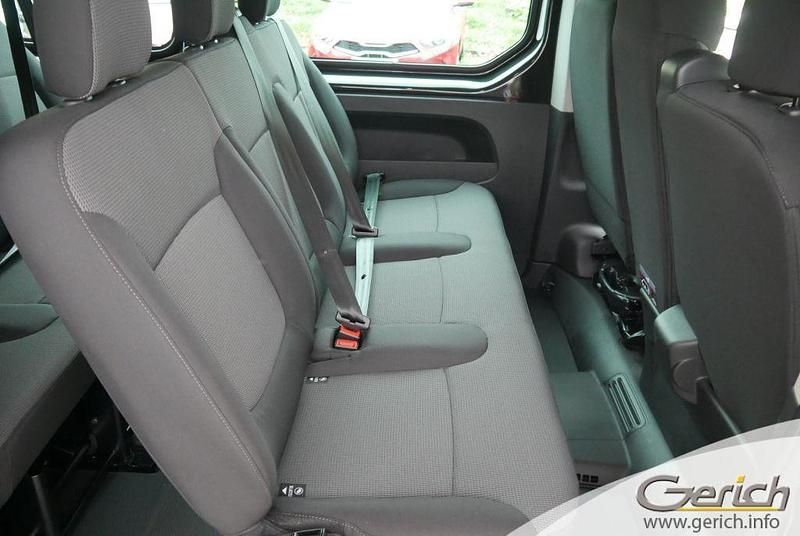 Gebraucht Renault Trafic 150 PS (110 kW) 2024 Tenebroschwarz metallic Van / Kleinbus