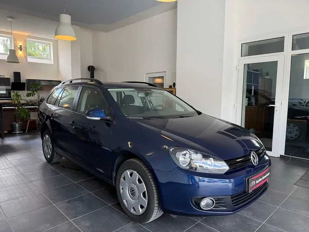 Gebraucht VW Golf VI 105 PS (77 kW) 2012 Blau Kleinwagen