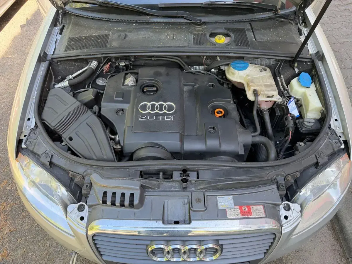 Gebraucht Audi A4 Cabriolet 140 PS (102 kW) 2007 Grau Cabrio