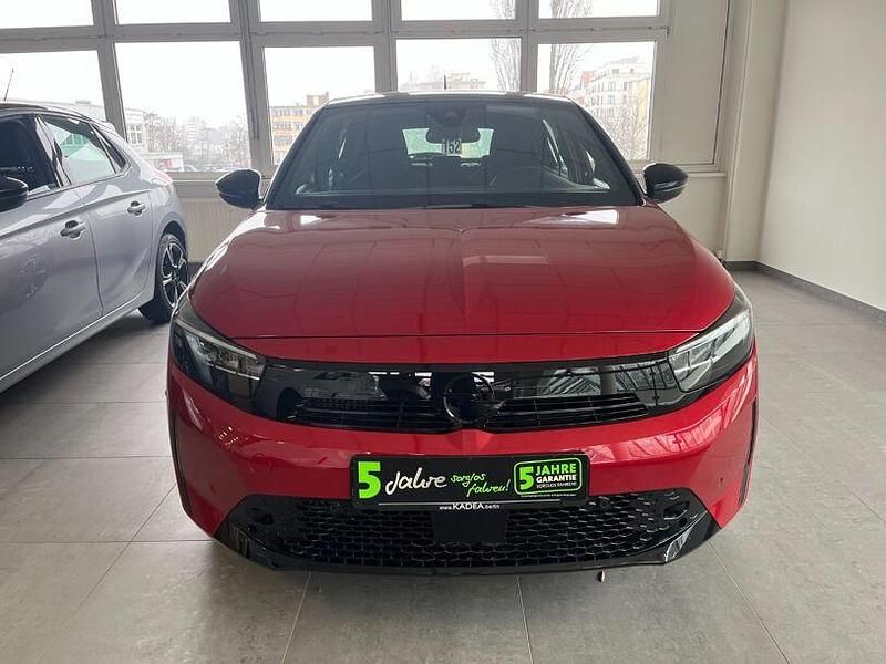 Gebraucht Opel Corsa 101 PS (74 kW) 2023 Lackierung peperoncino red/typ aussenver (metallic) Kleinwagen