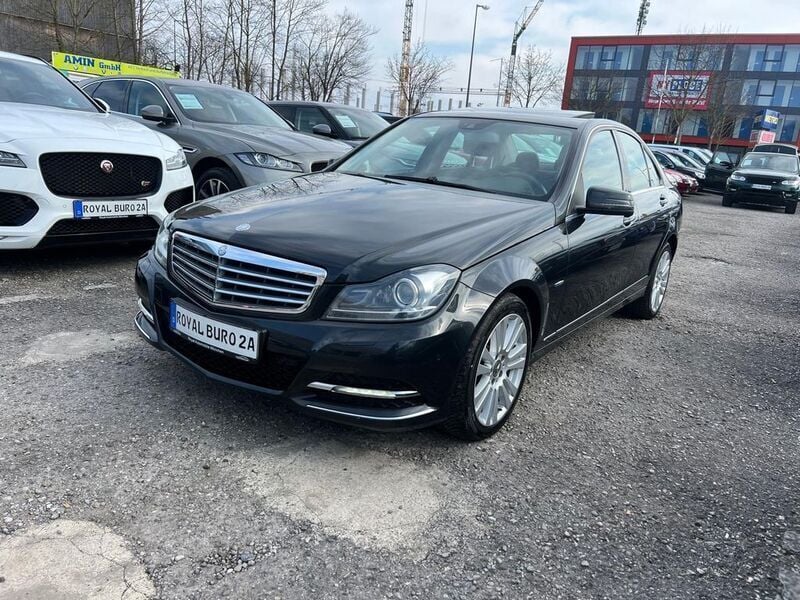 Schwarz Gebraucht 2012 Mercedes C250 Limousine | 9.490 € (Fairer Preis) - Bild 1/4