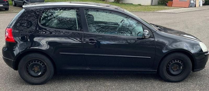 Gebraucht VW Golf IV 90 PS (66 kW) 2004 Schwarz Limousine