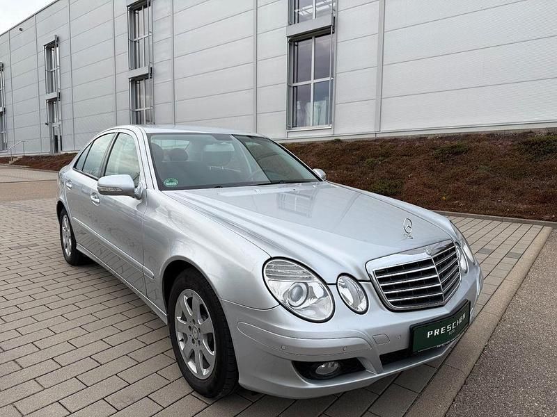 Gebraucht Mercedes E280 190 PS (139 kW) 2007 Silber Limousine