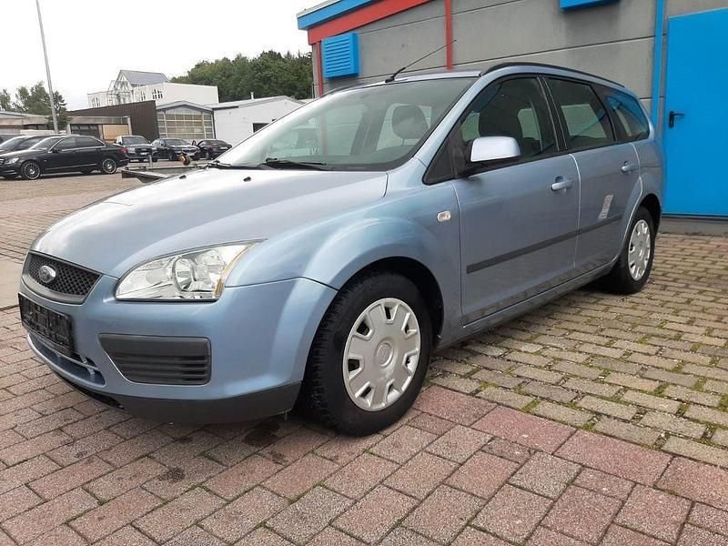 Blau Gebraucht 2007 Ford Focus Fun X Limousine | 3.499 € (Fairer Preis) - Bild 1/4