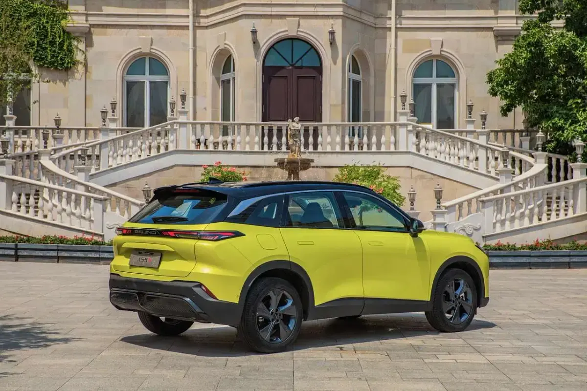 Neu Baic X55 177 PS (130 kW) 2026 Grün SUV