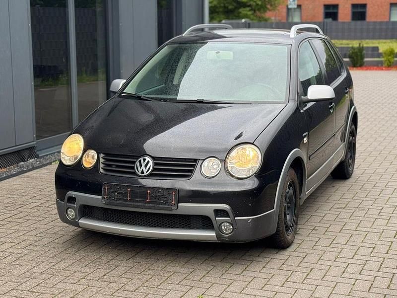 Schwarz Gebraucht 2005 VW Polo Cross Kleinwagen | 1.500 € (Teuer) - Bild 1/4