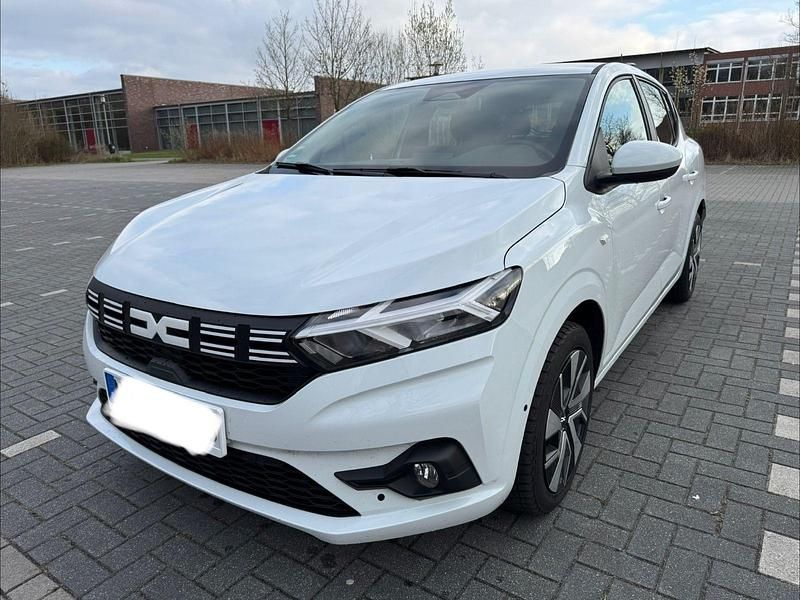 Gebraucht Dacia Sandero Expression 101 PS (74 kW) 2024 Weiß Limousine