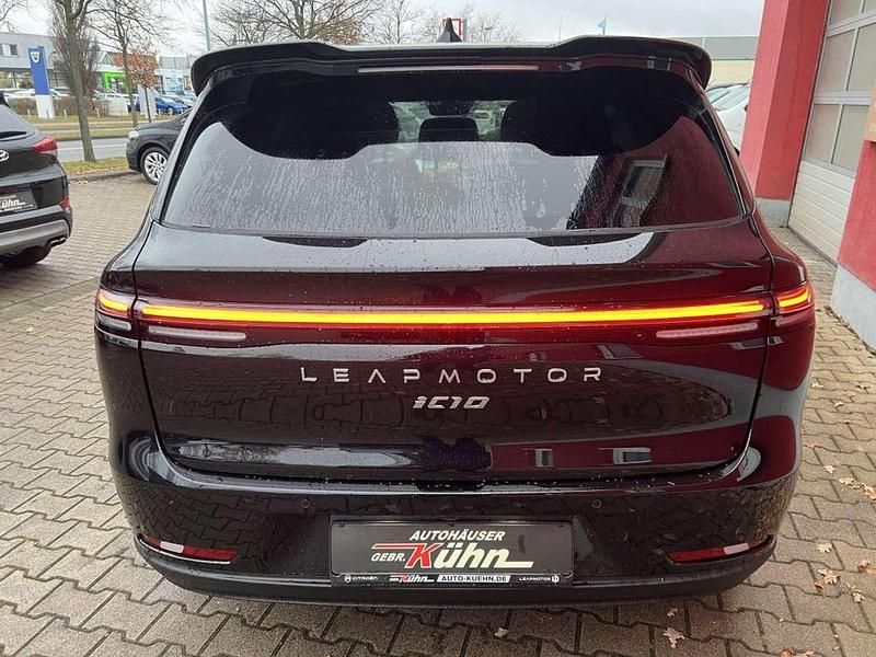 Nuova Leapmotor C10 439 kW (598 CV) 2026 Nero SUV