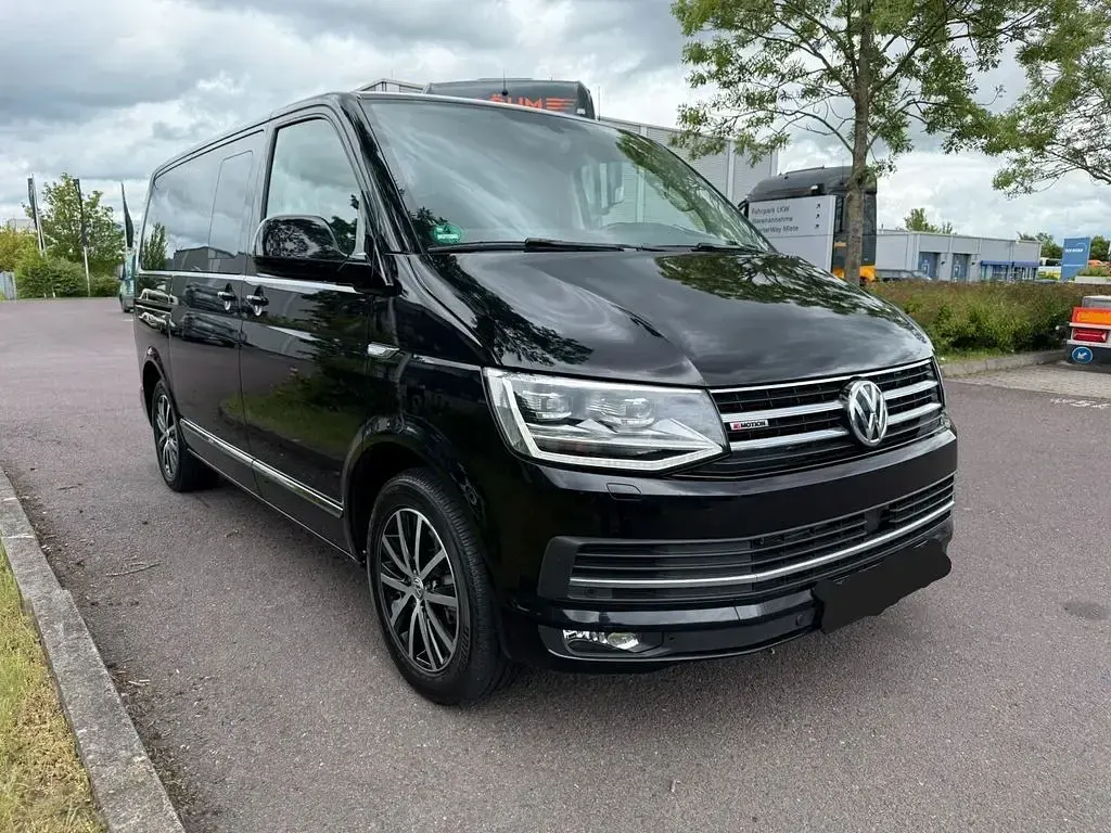 Gebraucht VW Multivan Highline 204 PS (150 kW) 2017 Schwarz Van / Kleinbus