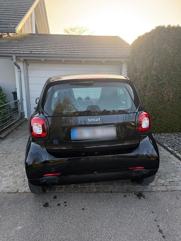 Gebraucht Smart ForTwo Coupé 60 kW (82 PS) 2023 Schwarz Coupé