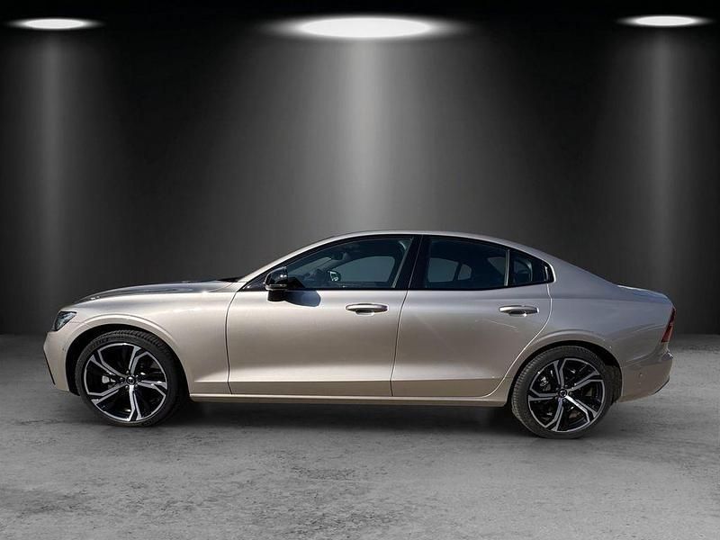 Brugt Volvo S60 Ultimate 250 HK (183 kW) 2023 Bright dusk / Sedan