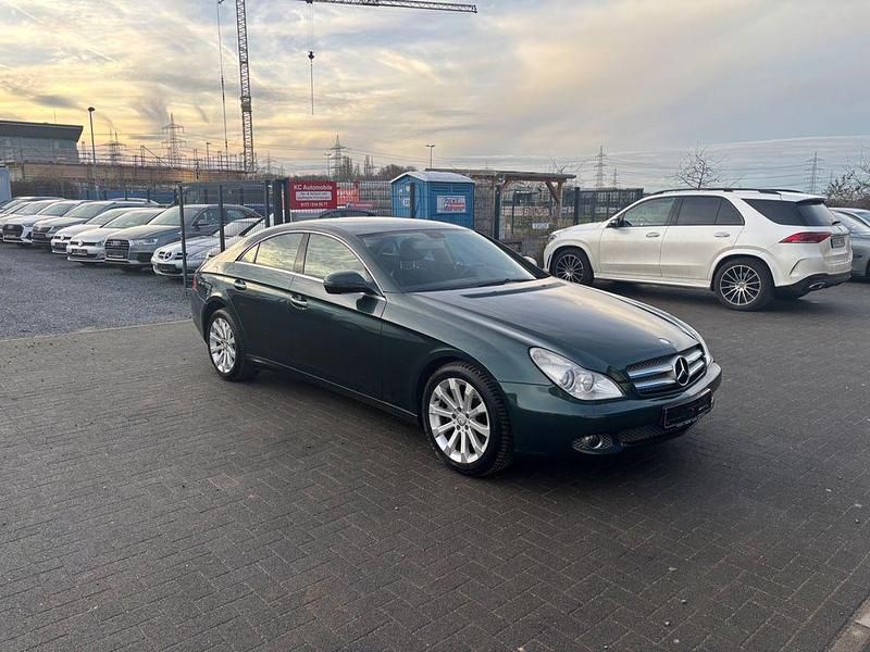 Grün Gebraucht 2009 Mercedes CLS280 Limousine | 11.999 € (Fairer Preis) - Bild 1/4