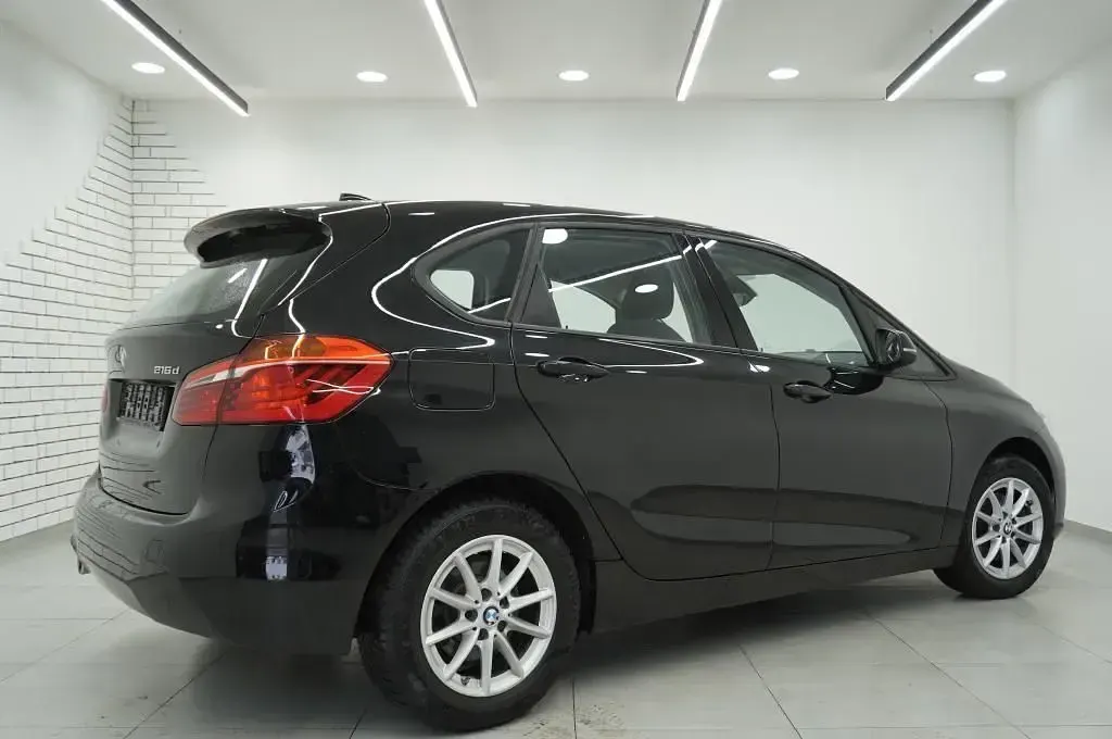 Gebraucht BMW 216 Active Tourer 116 PS (85 kW) 2019 Schwarz Van / Kleinbus