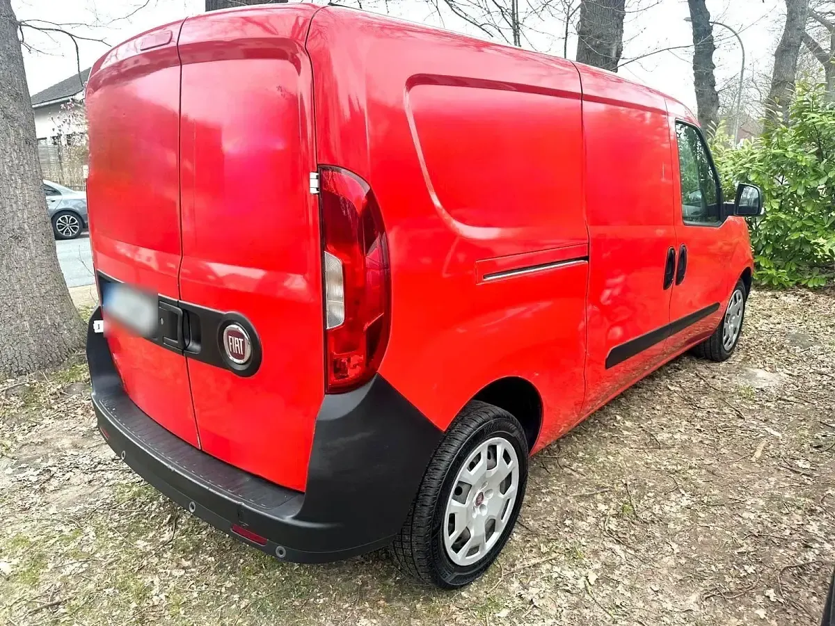 Gebraucht Fiat Doblò 101 PS (74 kW) 2019 Weiß Van / Kleinbus