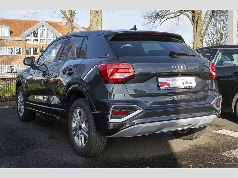 Gebraucht Audi Q2 Advanced Plus 116 PS (85 kW) 2025 Manhattangrau metallic SUV