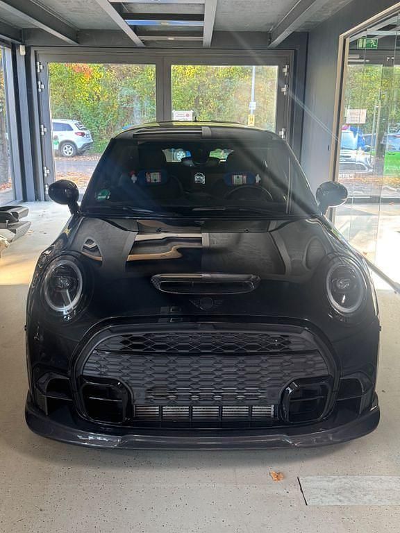Gebraucht Mini John Cooper Works 231 PS (169 kW) 2023 Schwarz Kleinwagen