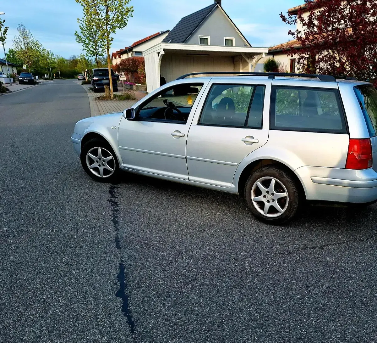 Second-hand VW Bora 116 CP (85 kW) 2000 Verde Break