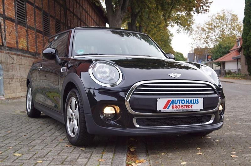 Schwarz Gebraucht 2017 Mini ONE Kleinwagen | 9.950 € (Fairer Preis) - Bild 1/4
