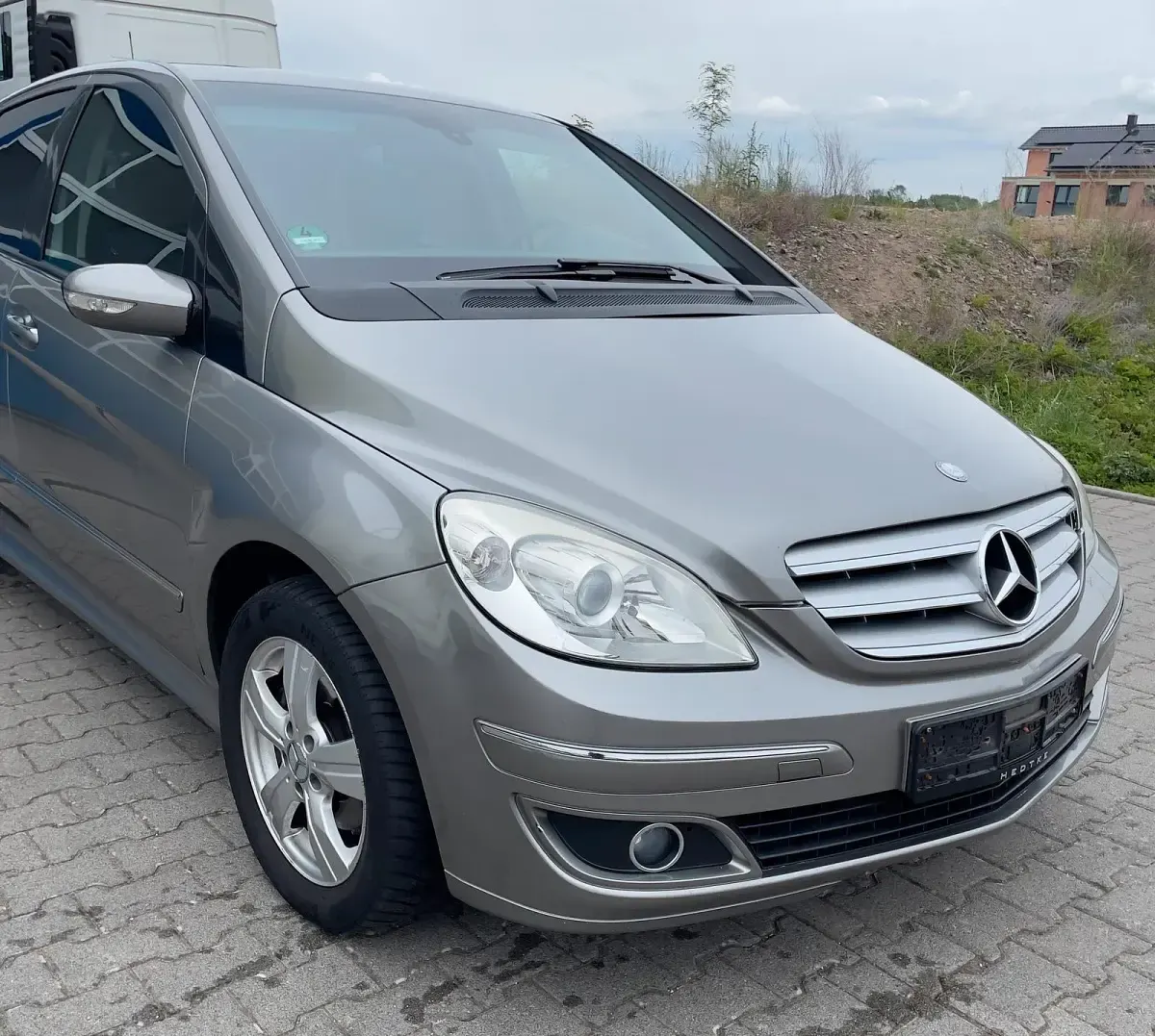 Gebraucht Mercedes B200 136 PS (100 kW) 2007 Grau Van / Kleinbus