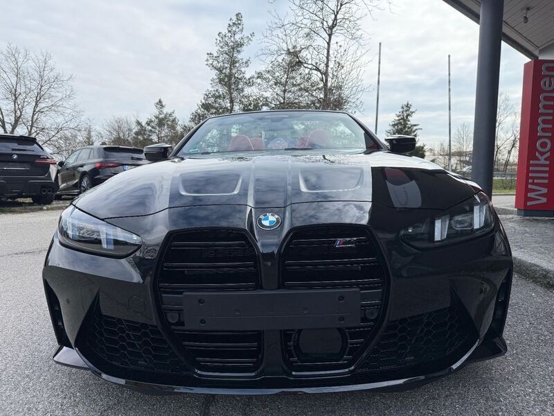 Gebraucht BMW M4 Cabriolet Performance 530 PS (389 kW) 2024 Schwarz Cabrio