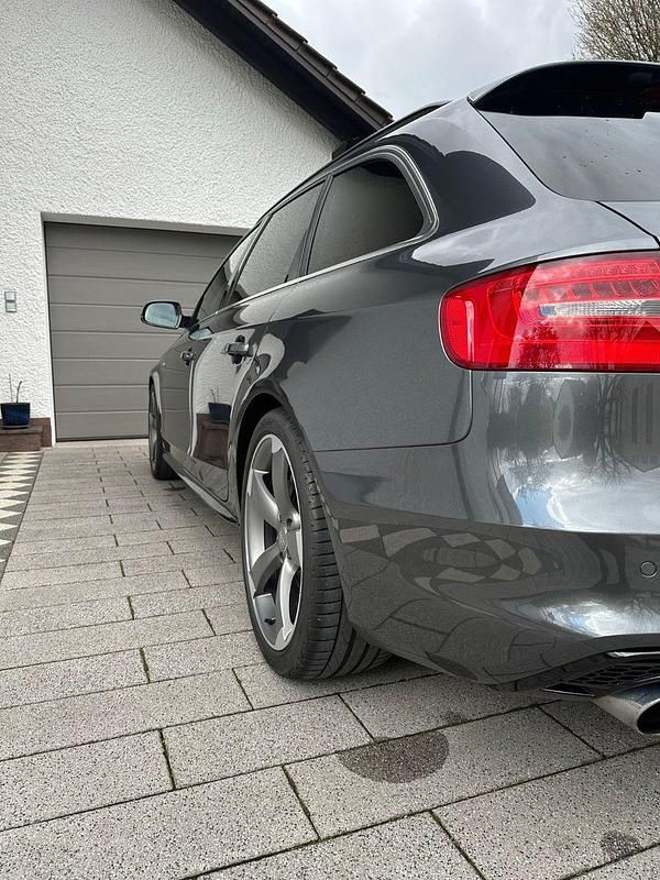 Gebraucht Audi A4 S-Line 170 PS (125 kW) 2015 Grau Kombi