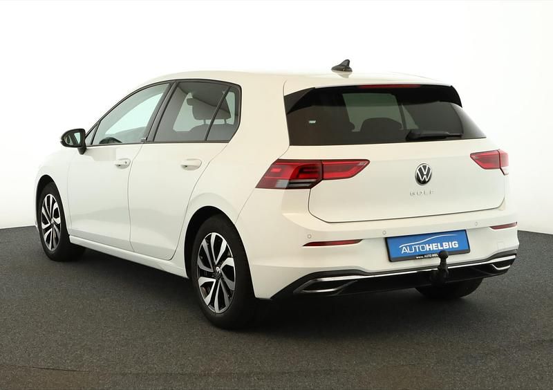 Gebraucht VW Golf Active 150 PS (110 kW) 2023 Pure white SUV
