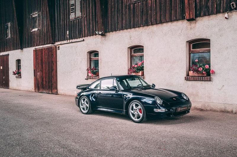 Ocean blau metallic Gebraucht 1997 Porsche 911 Carrera S Coupé | 189.000 € - Bild 1/4
