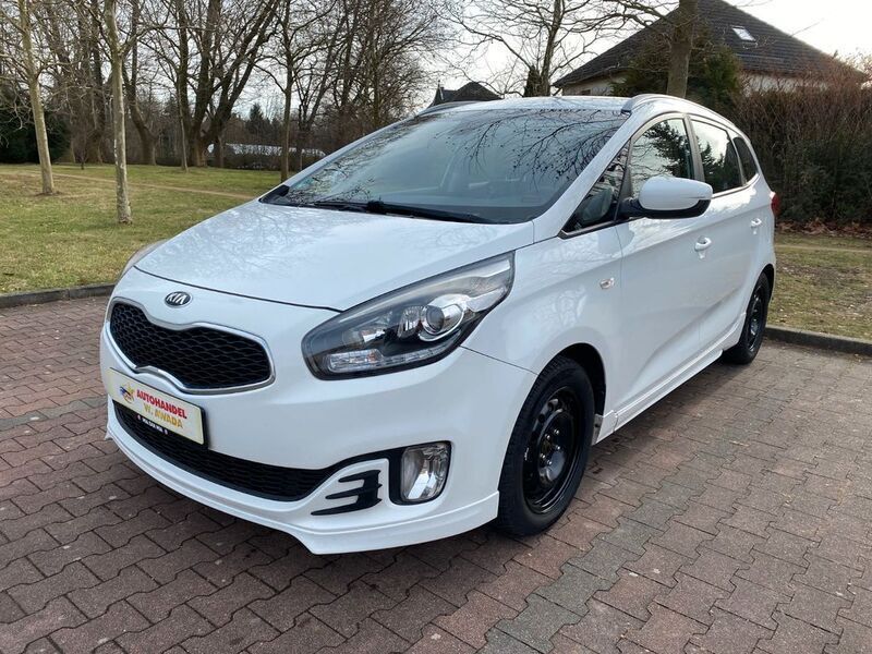 Weiß Gebraucht 2013 Kia Carens Edition 7 Van / Kleinbus | 7.299 € (Superpreis) - Bild 1/4