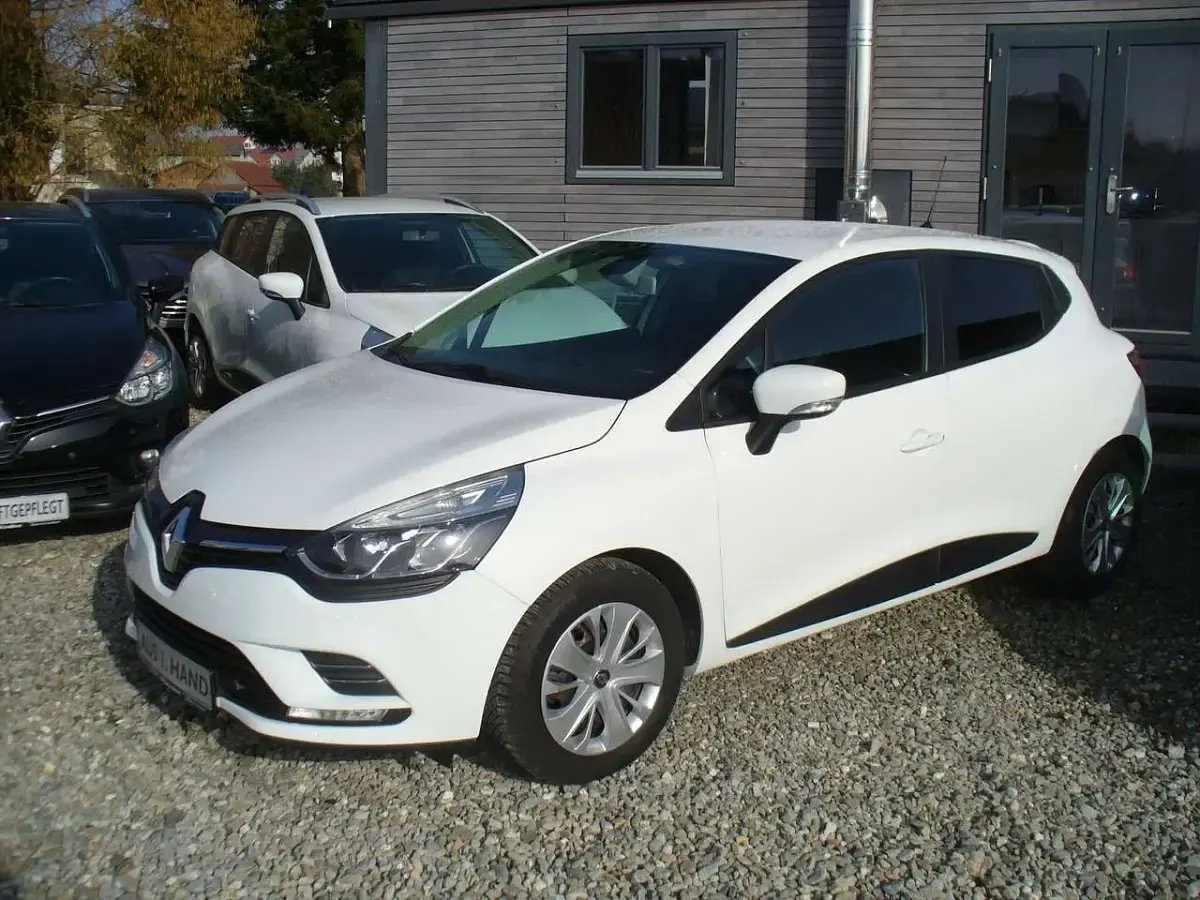 Gebraucht Renault Clio 73 PS (53 kW) 2016 Gletscherweiss Kleinwagen