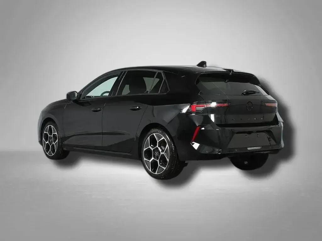 Neu Opel Astra 131 PS (96 kW) 2026 Schwarz Limousine