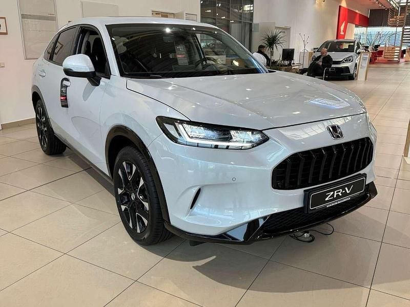 Diamond dust (weiß) Neu 2025 Honda ZR-V Advance SUV | 42.980 € (Etwas zu teuer) - Bild 1/3