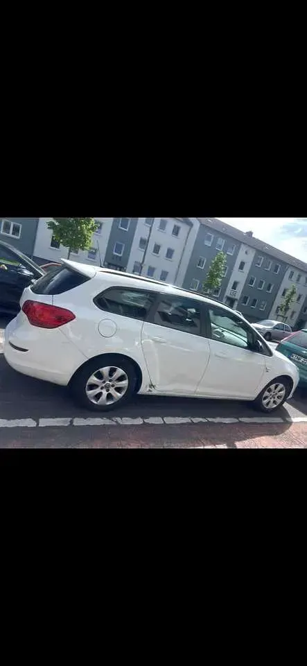 Gebraucht Opel Astra 165 PS (121 kW) 2012 Kombi
