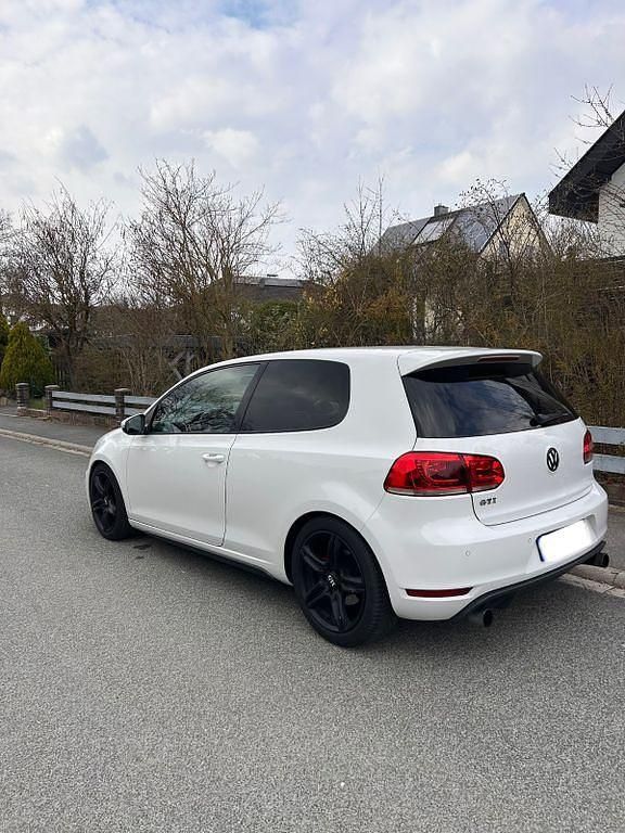 Gebraucht VW Golf VII GTI 211 PS (155 kW) 2012 Weiß Limousine